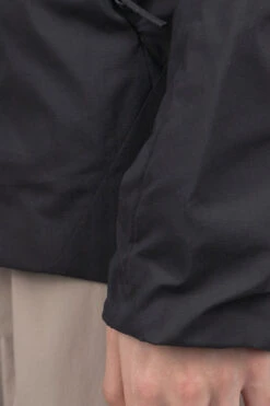 Mionn Lightweight Jacket Men's - Black -Modish Attire Store Veilance Mionn Lightweight Jacket Mens Black X000006805 BK noe 06